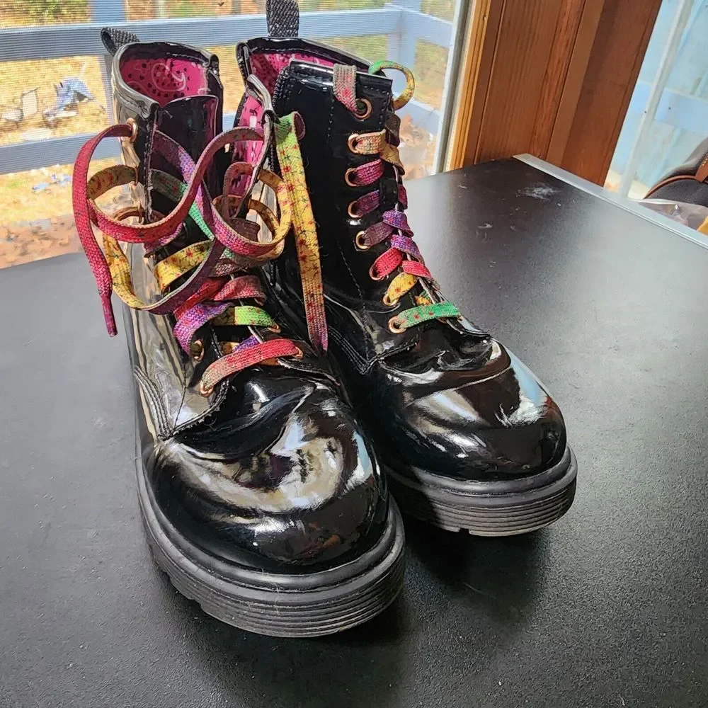 Skechers Woman Girls Teen Spirit 6 Eye Padded Collar Sz 4 Rainbow Laces‎ 90s